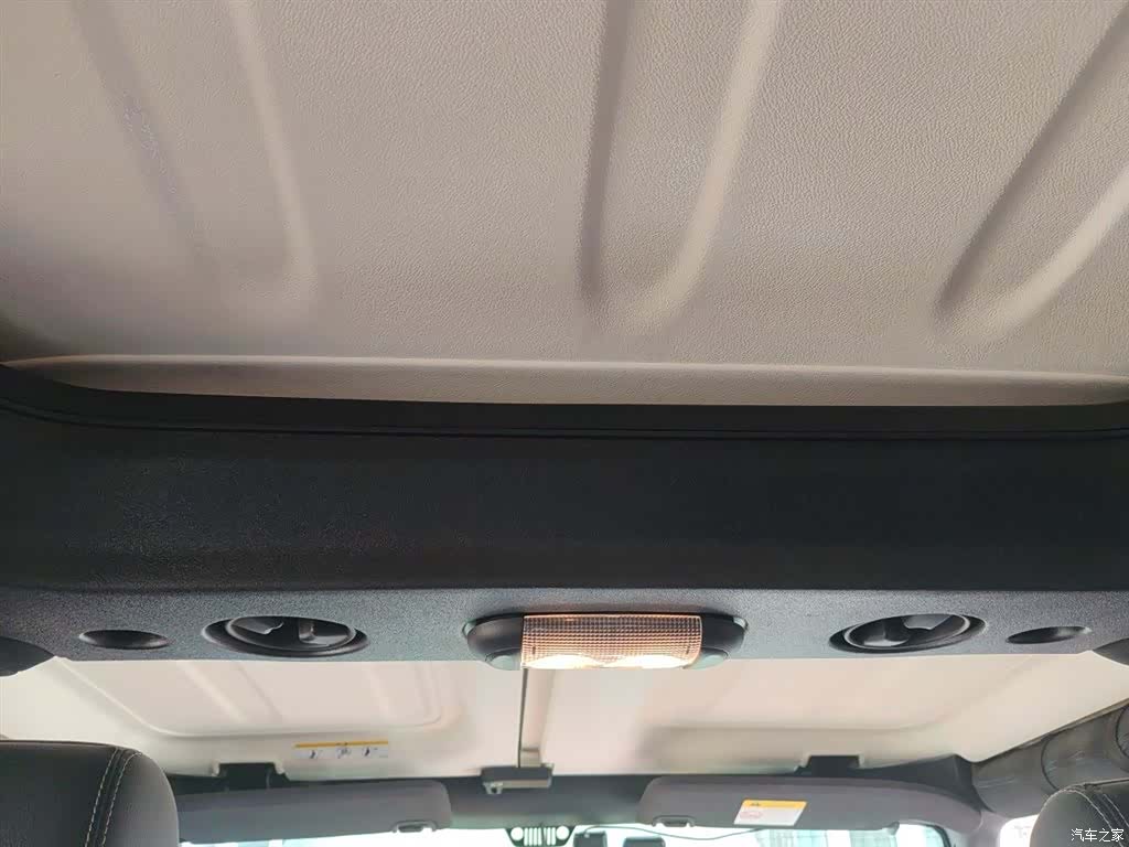 Jeep Wrangler, 2015 8