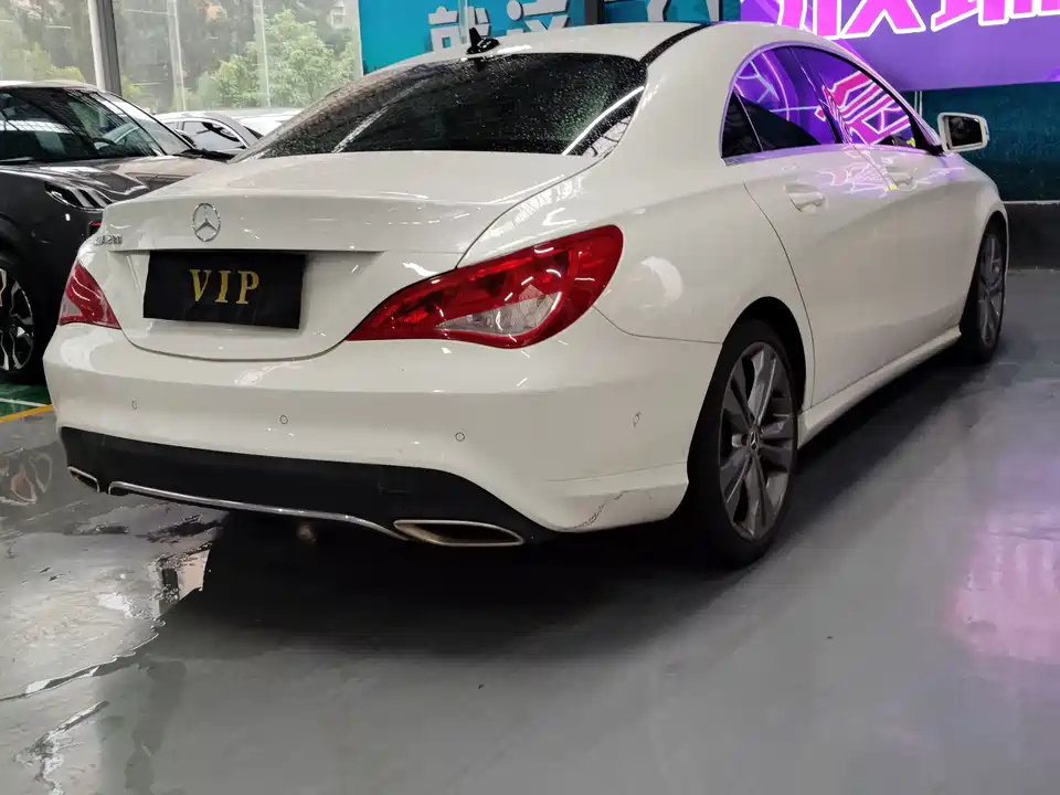 Mercedes-Benz CLA