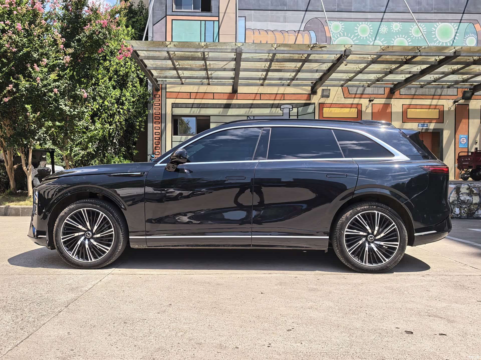 Xpeng G9, 2023 22