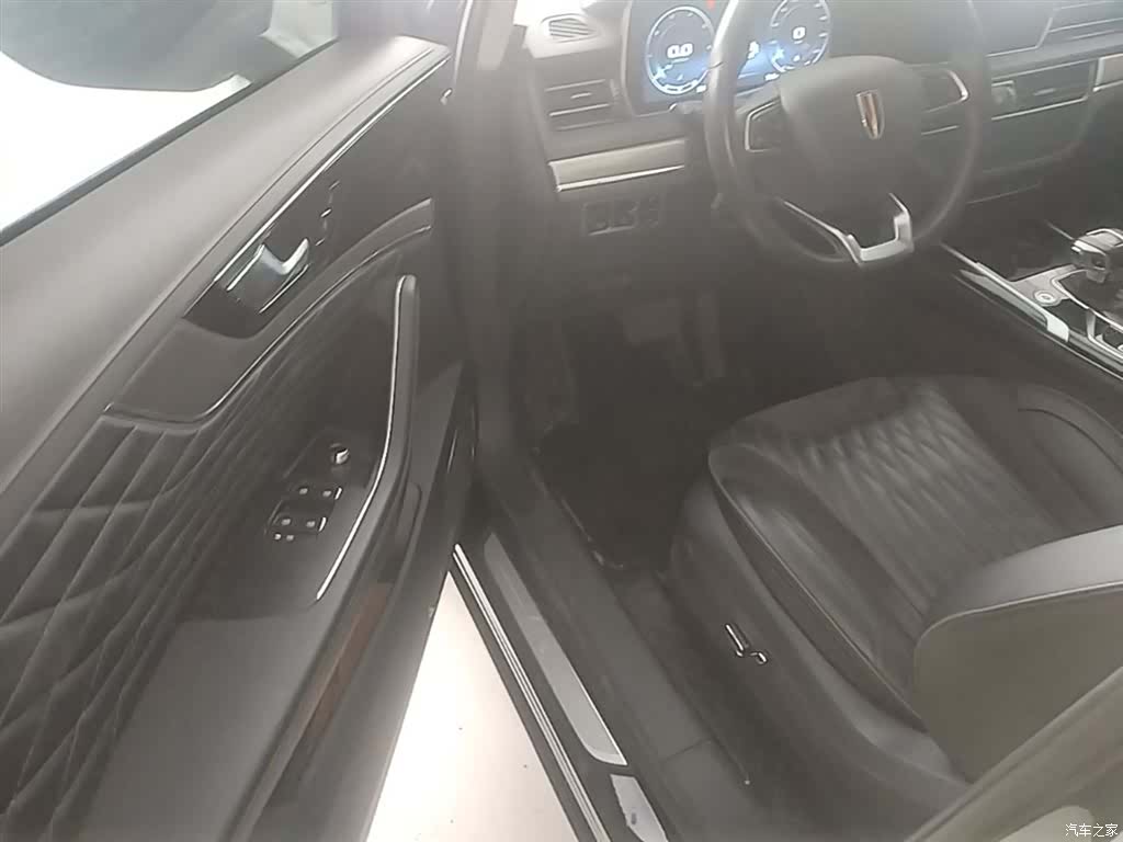 Hongqi HS5, 2023 16