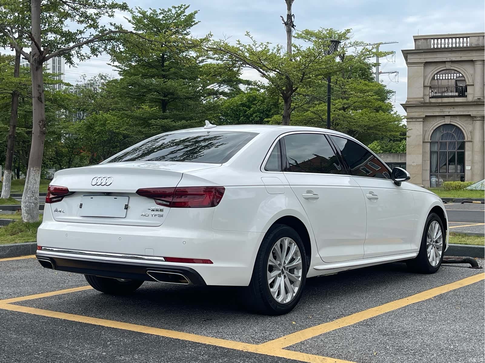Audi A4L, 2019 4