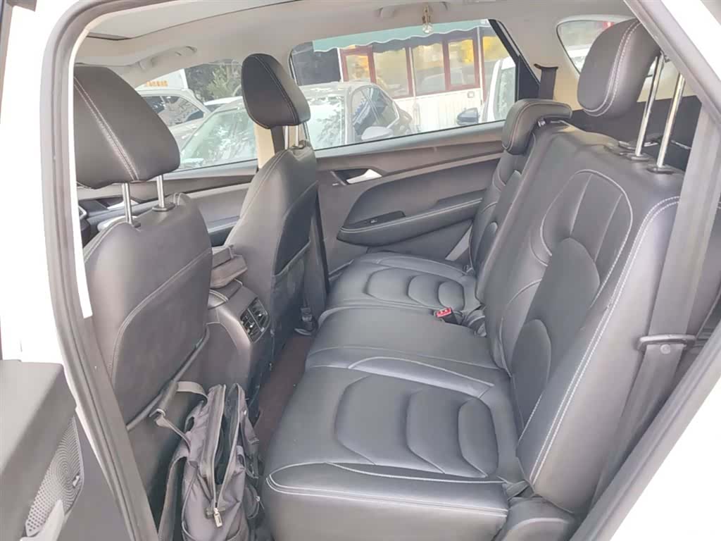 Wuling 530, 2020 17