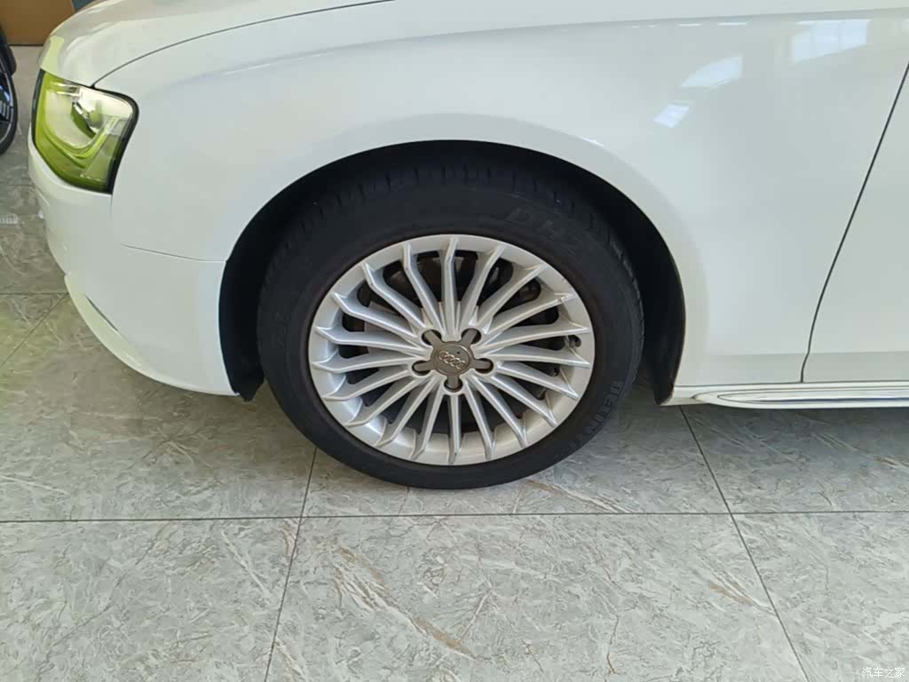 Audi A4L, 2016 23