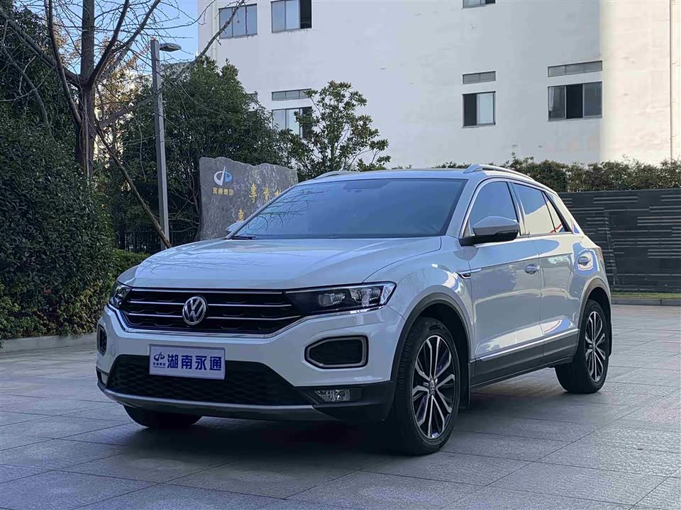 Volkswagen T-ROC exploring Songs