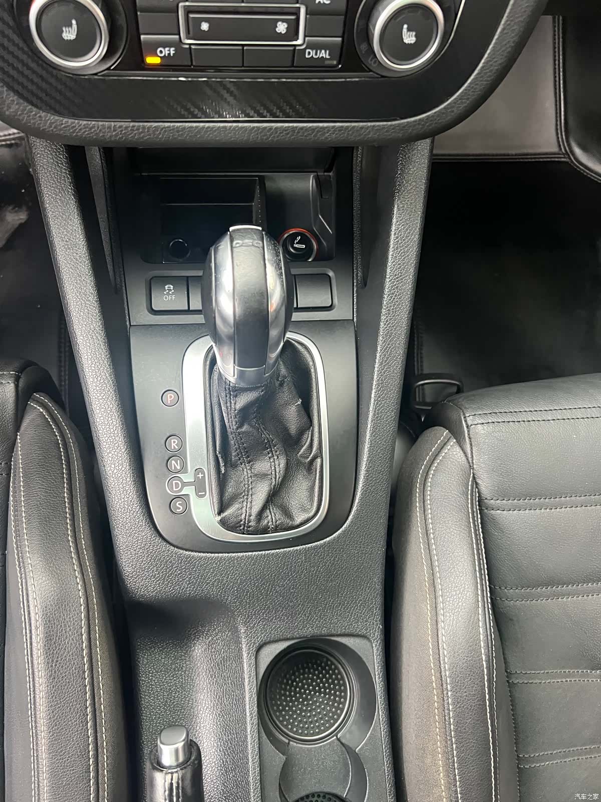 Volkswagen R-Line, 2014 20
