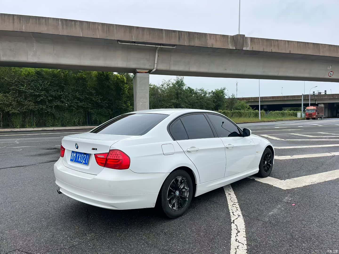 BMW 3 Series, 2011 7
