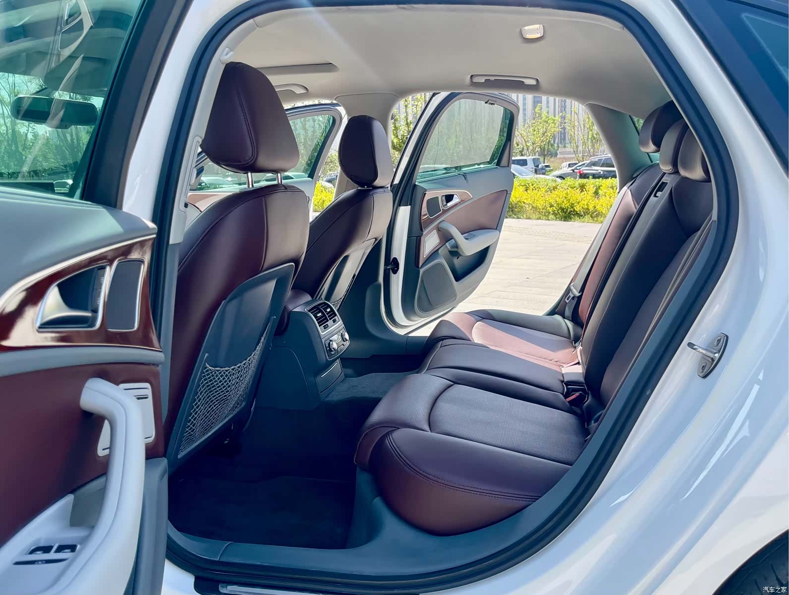 Audi A6L, 2016 14