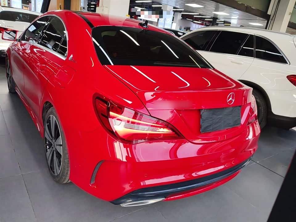 Mercedes-Benz CLA