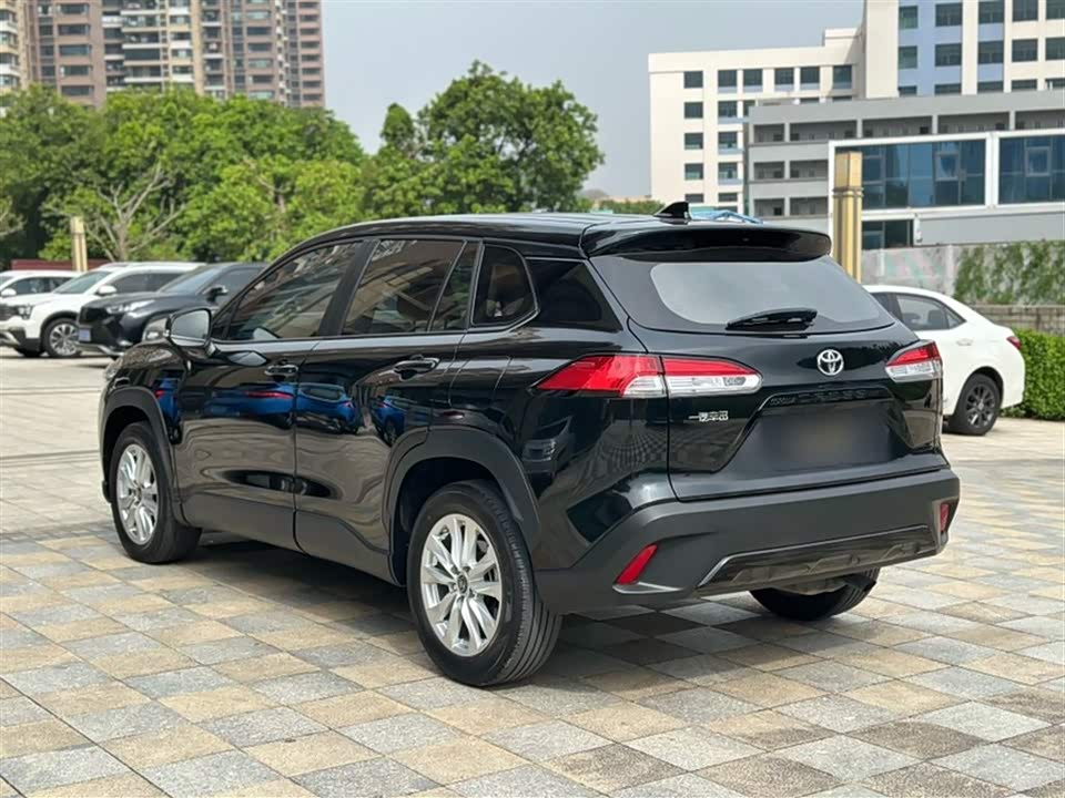 Toyota Corolla Sharp amplifier