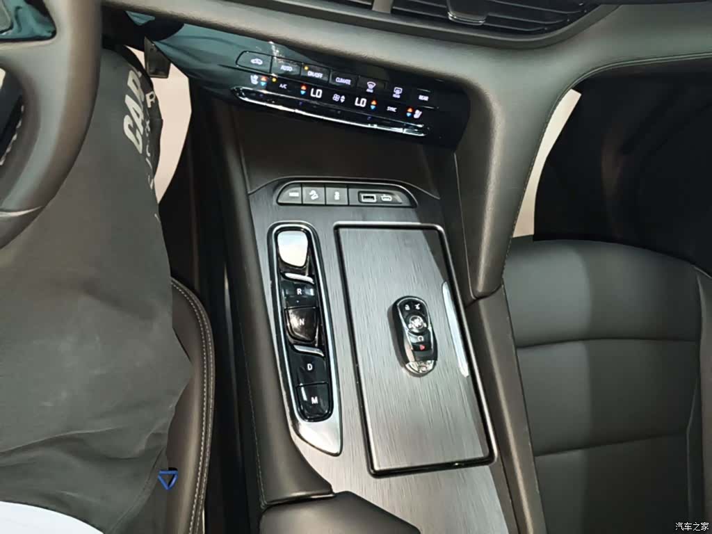 Buick Enclave, 2023 14
