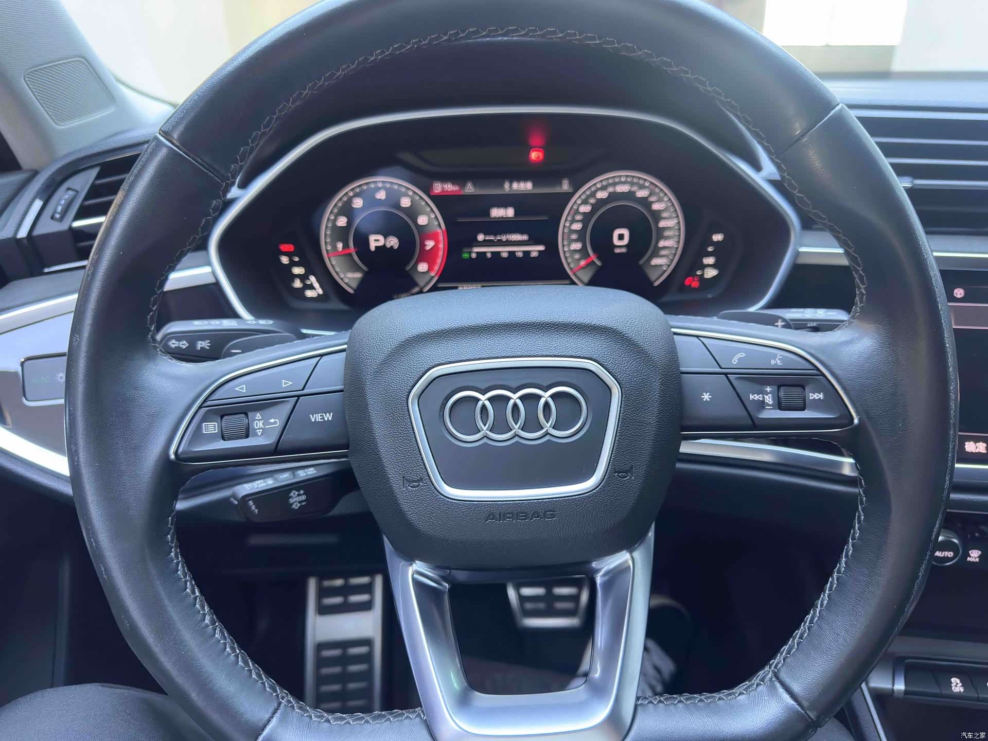 Audi Q3, 2023 13