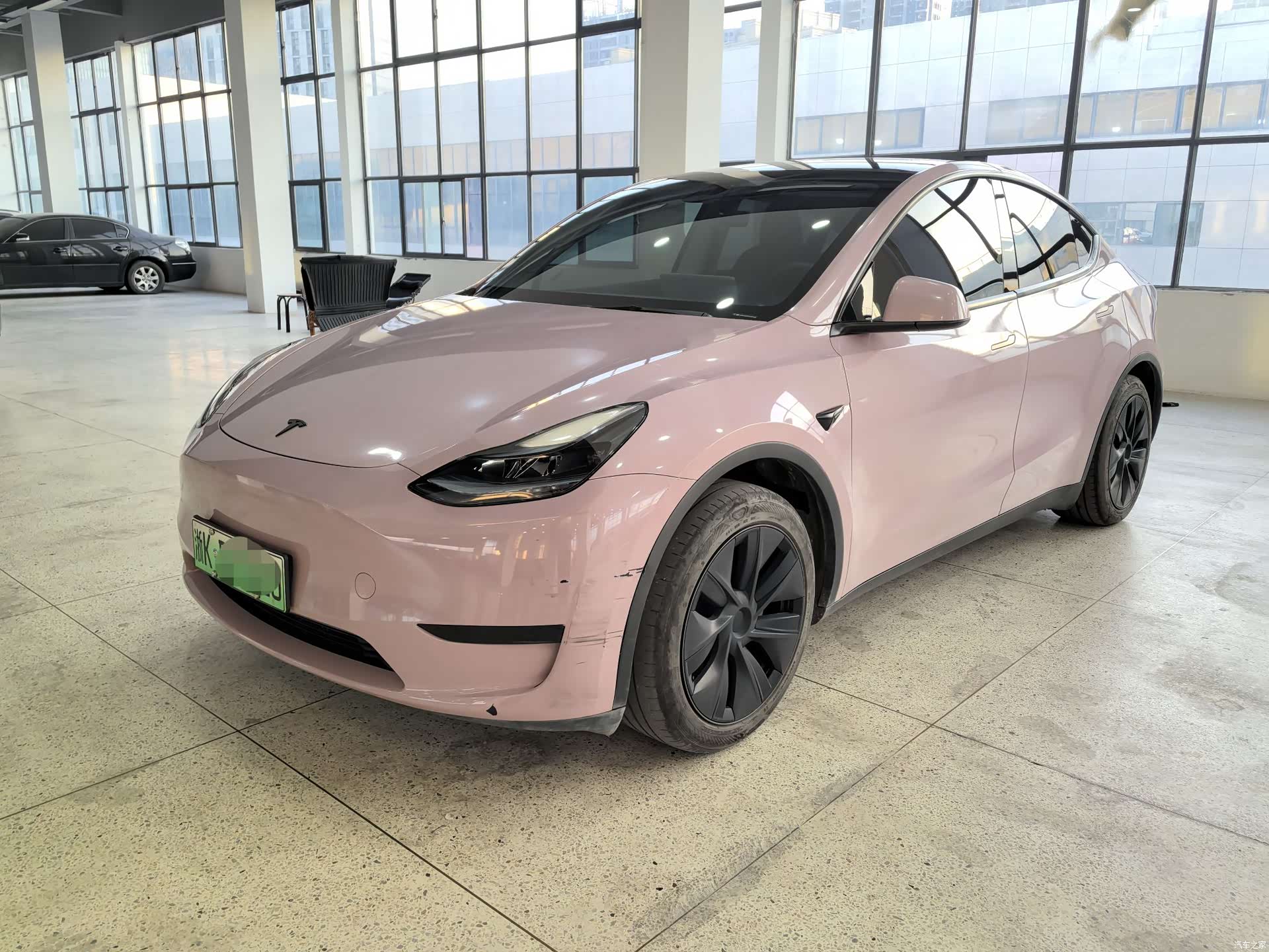 Tesla Model Y, 2024 2