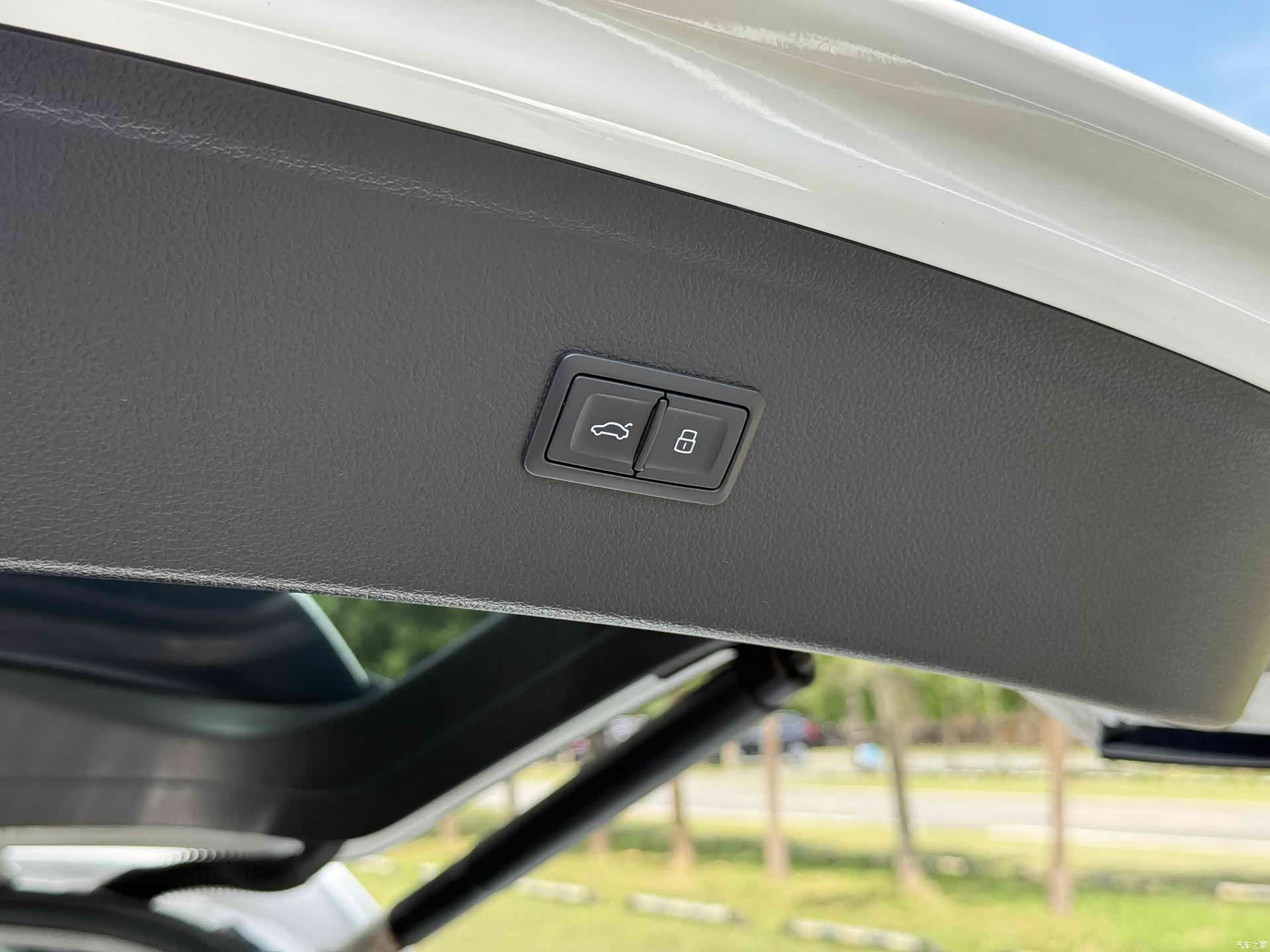 Audi Q5L, 2022 13