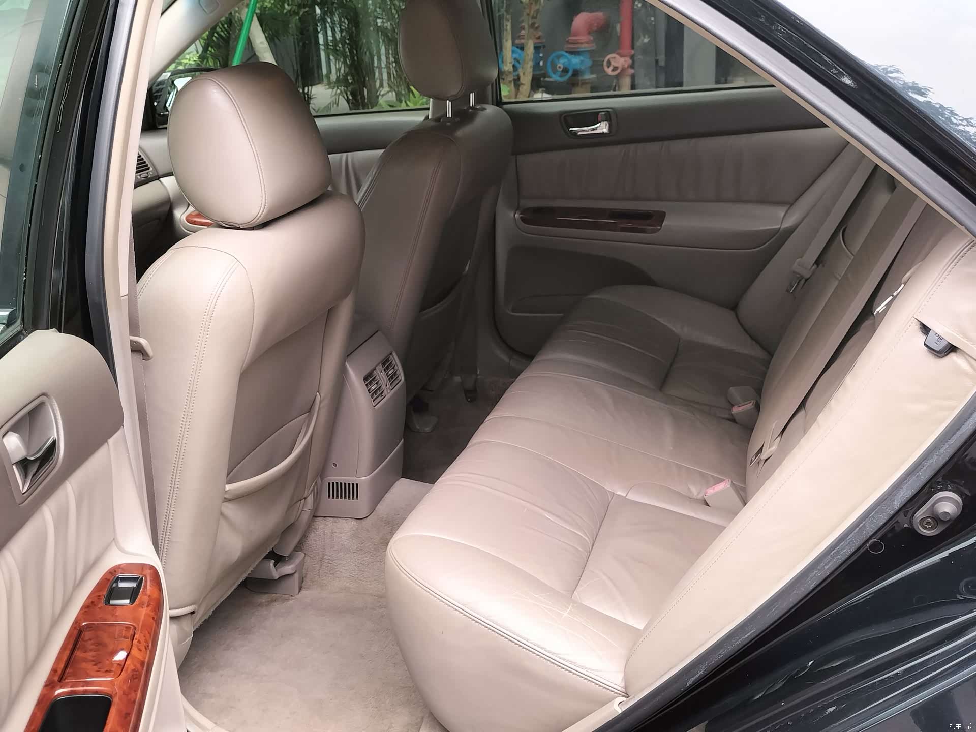 Toyota 03, 2004 9