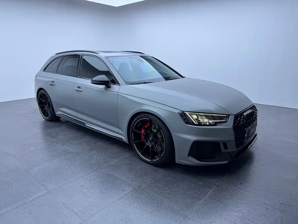 Audi RS 4
