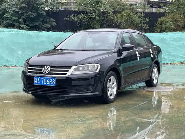 Volkswagen Lavida 2014 — купить из Китая под заказ