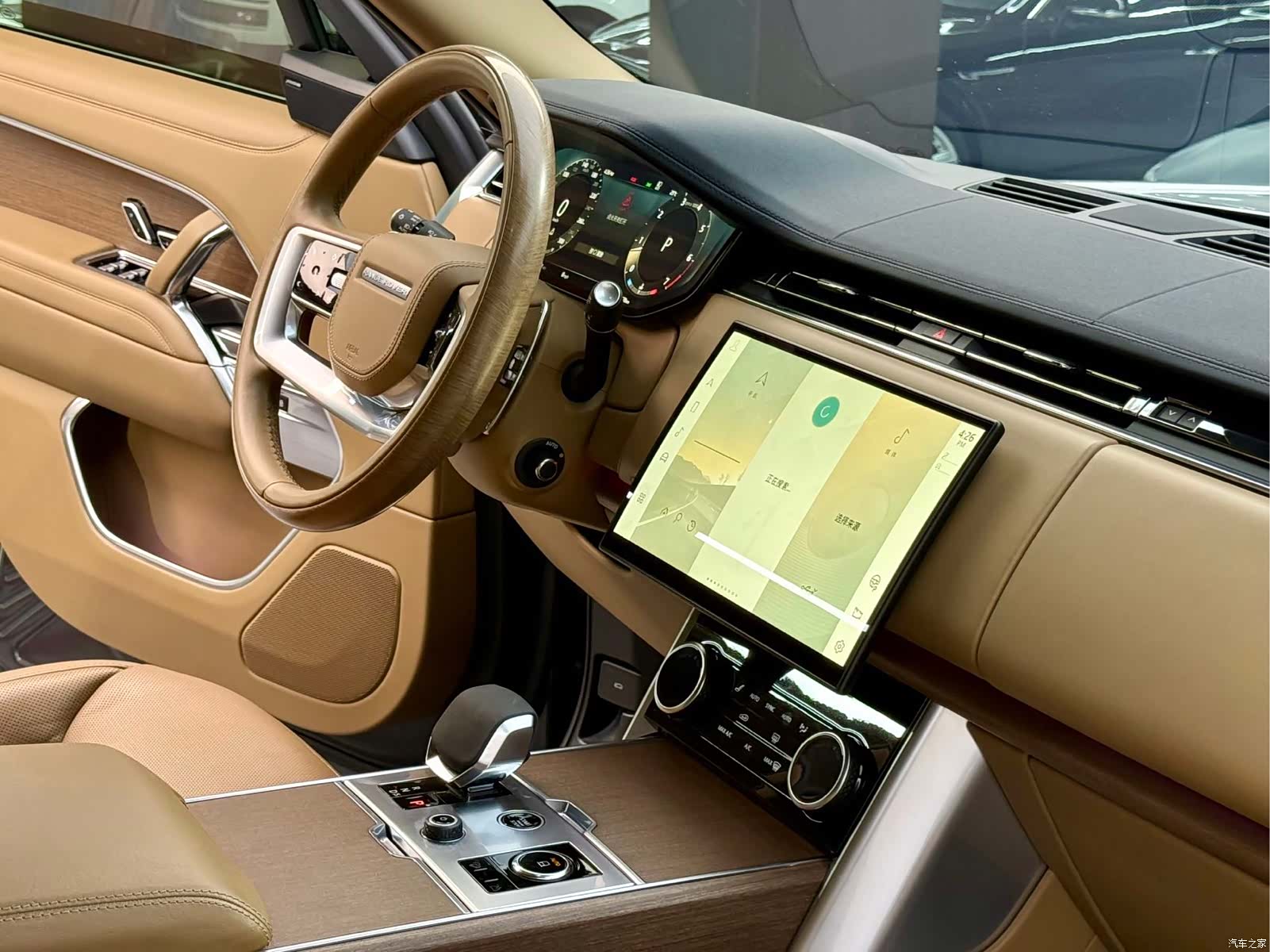Land Rover Range Rover, 2024 все фото