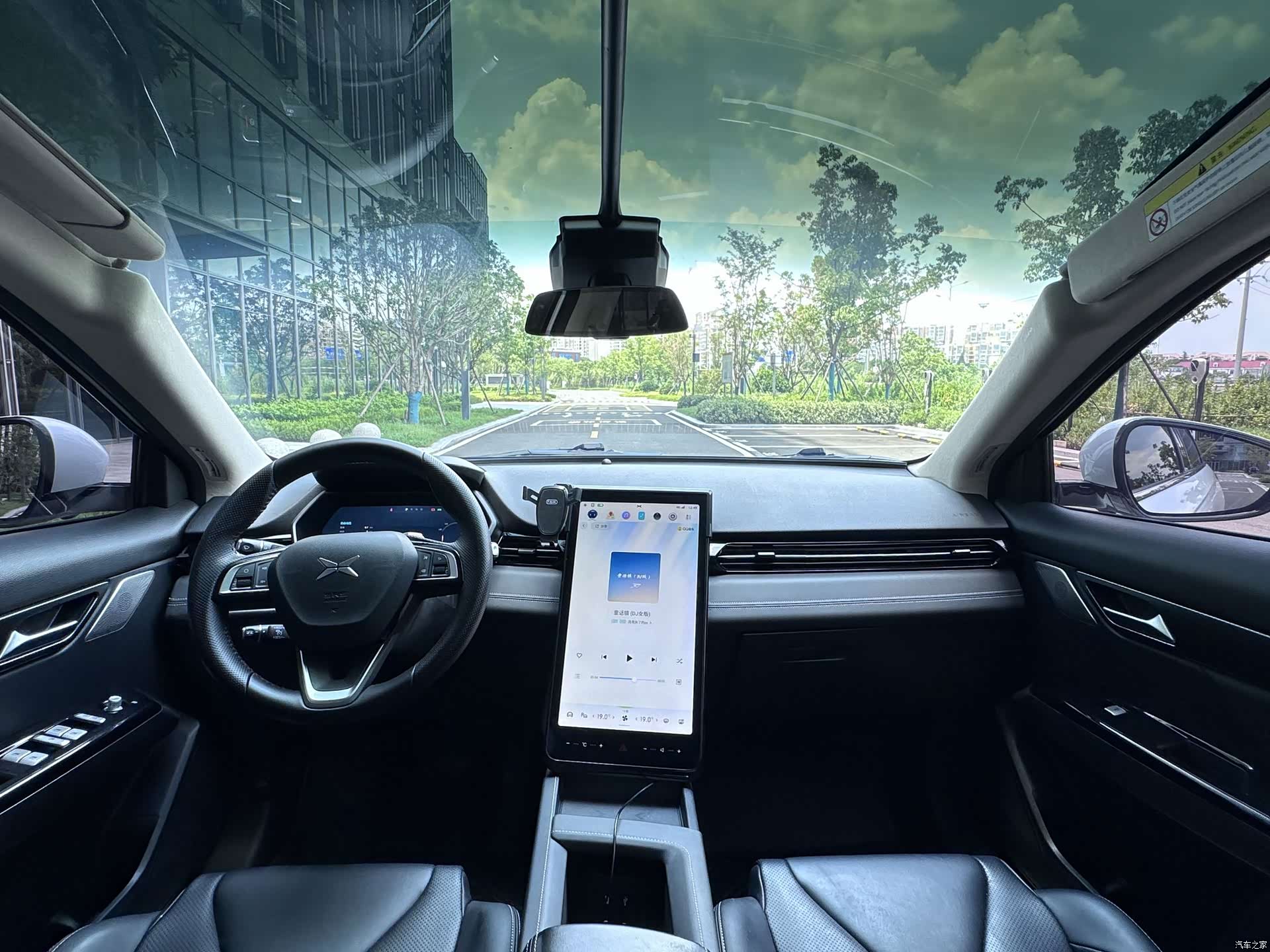 Xpeng G3i, 2022 4