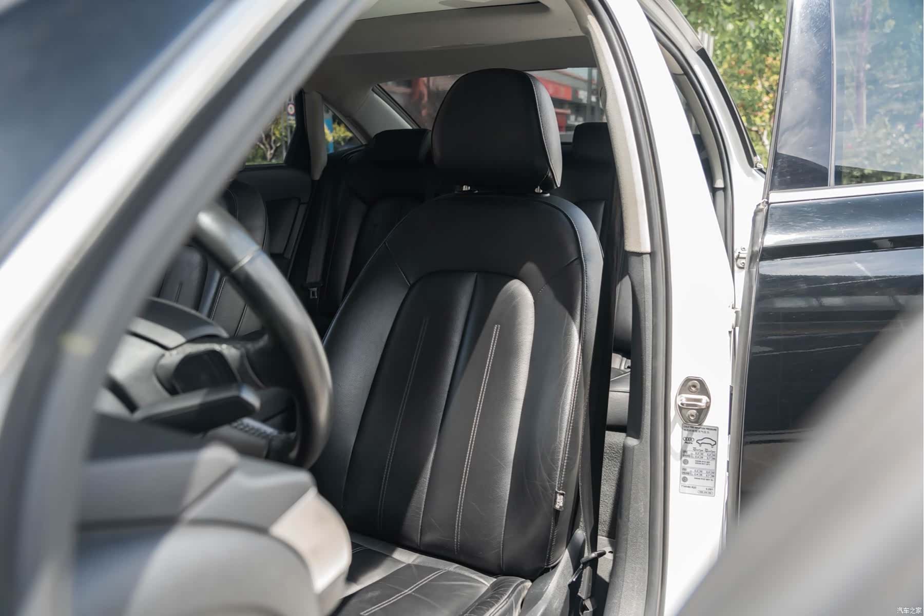 Audi A6L, 2014 9