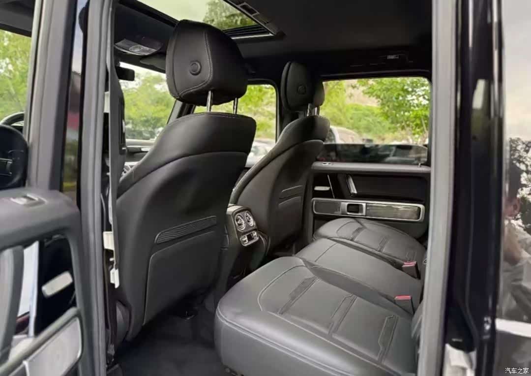 Mercedes-Benz G-Class, 2019 4