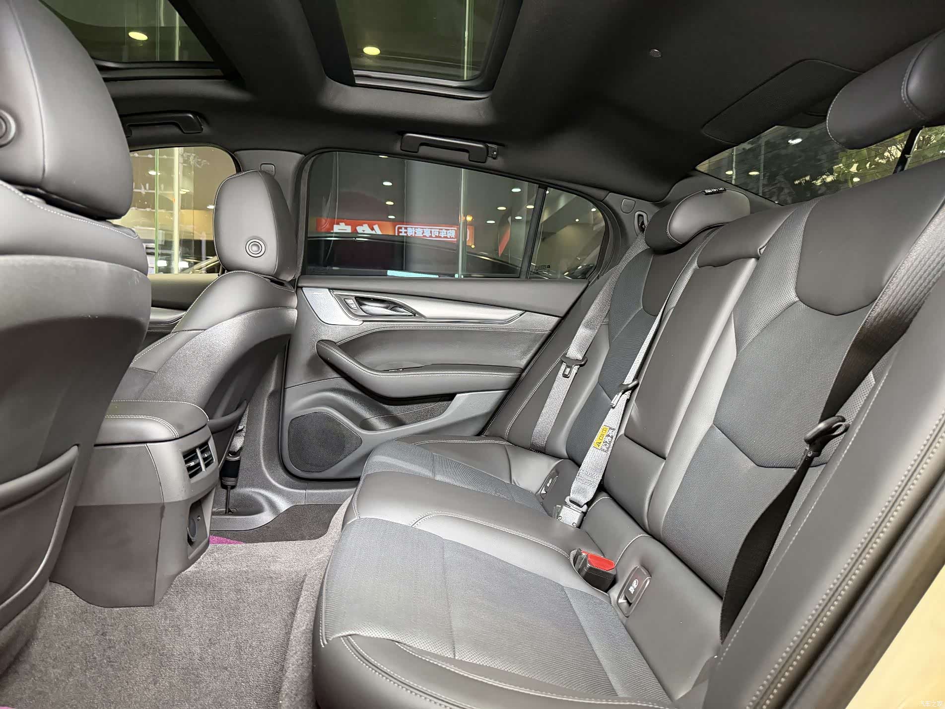 Cadillac CT5, 2024 17