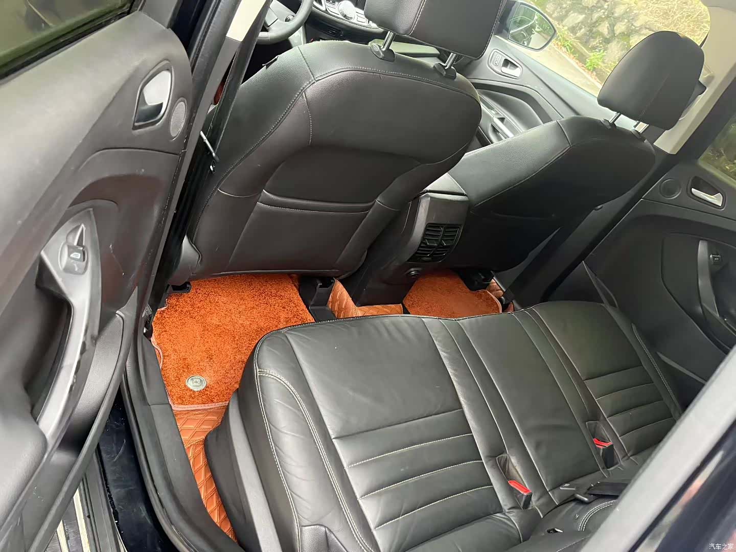 Ford Kuga, 2015 7