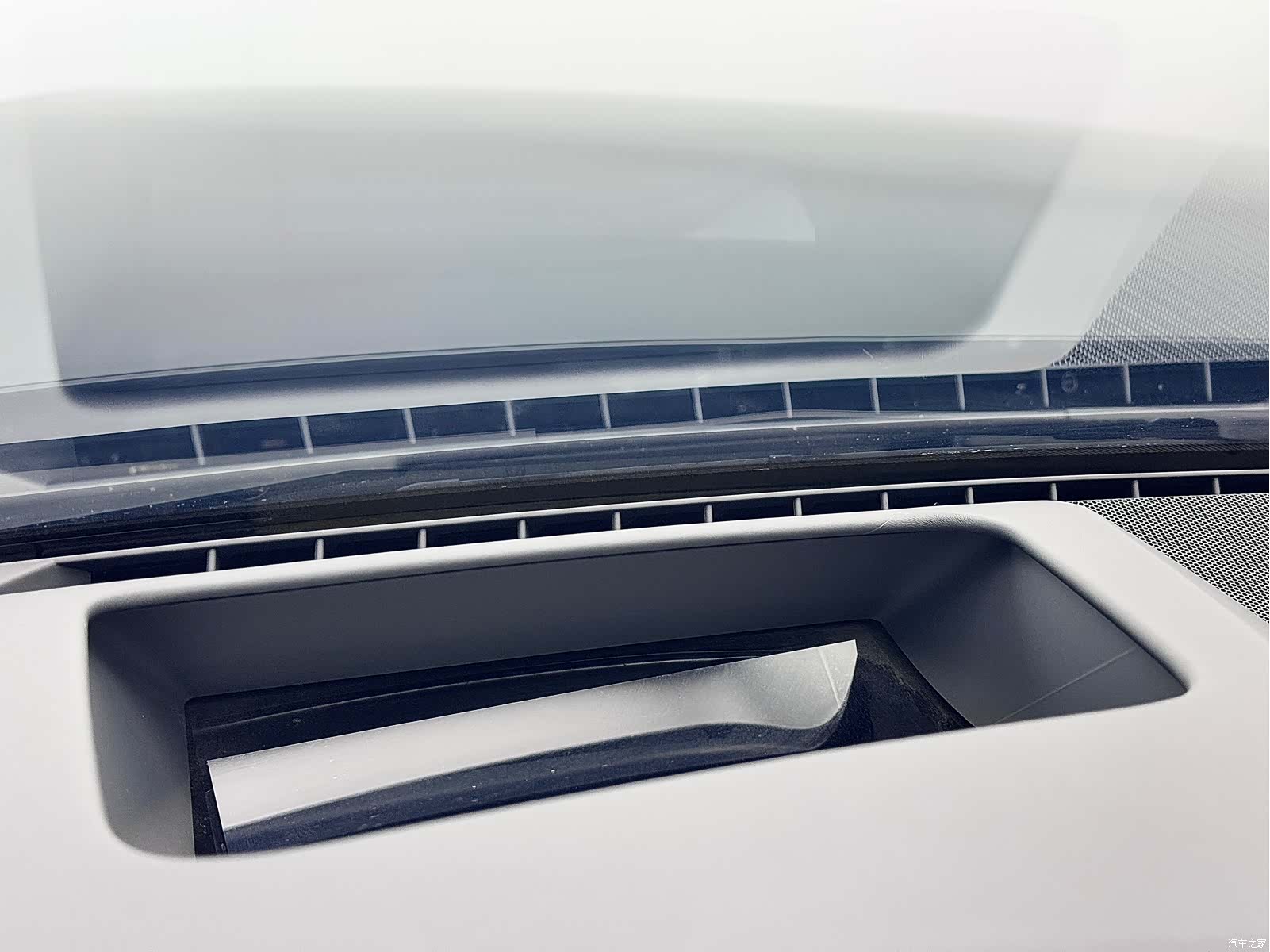 Audi A8L, 2024 16