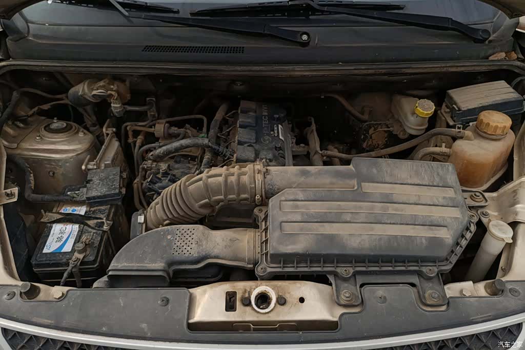 Wuling V, 2019 10