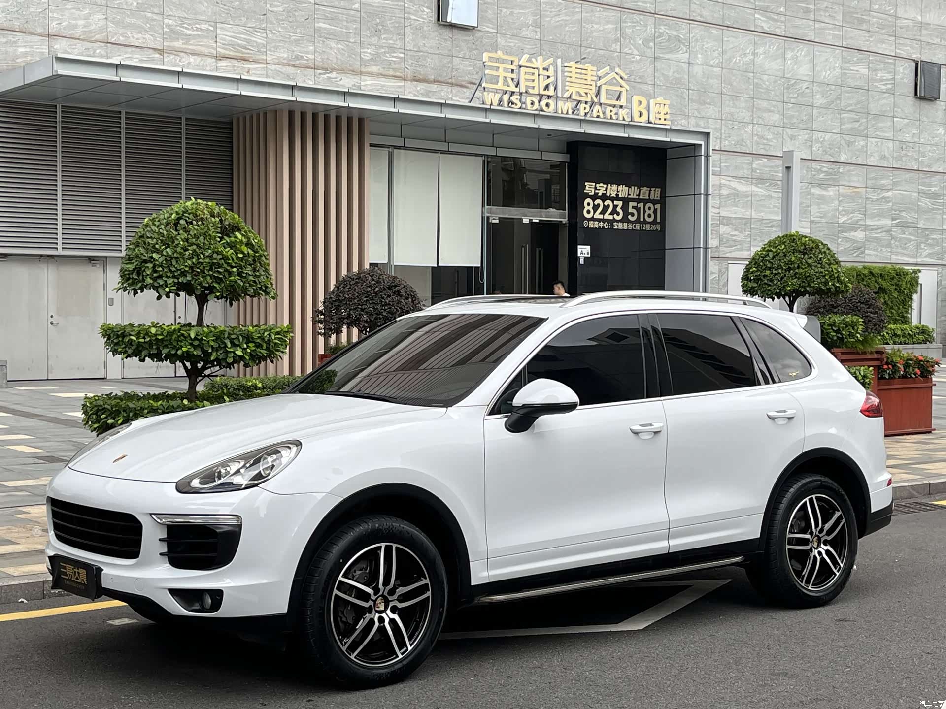 Porsche Cayenne, 2016 6