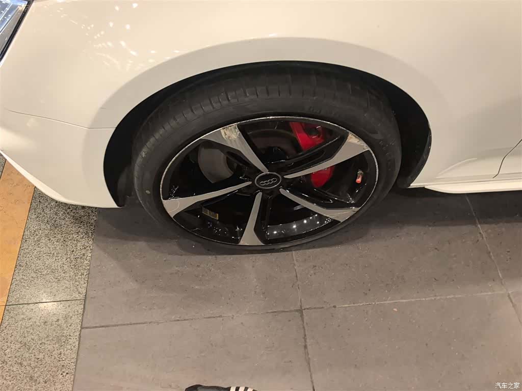 Audi A4L, 2018 15