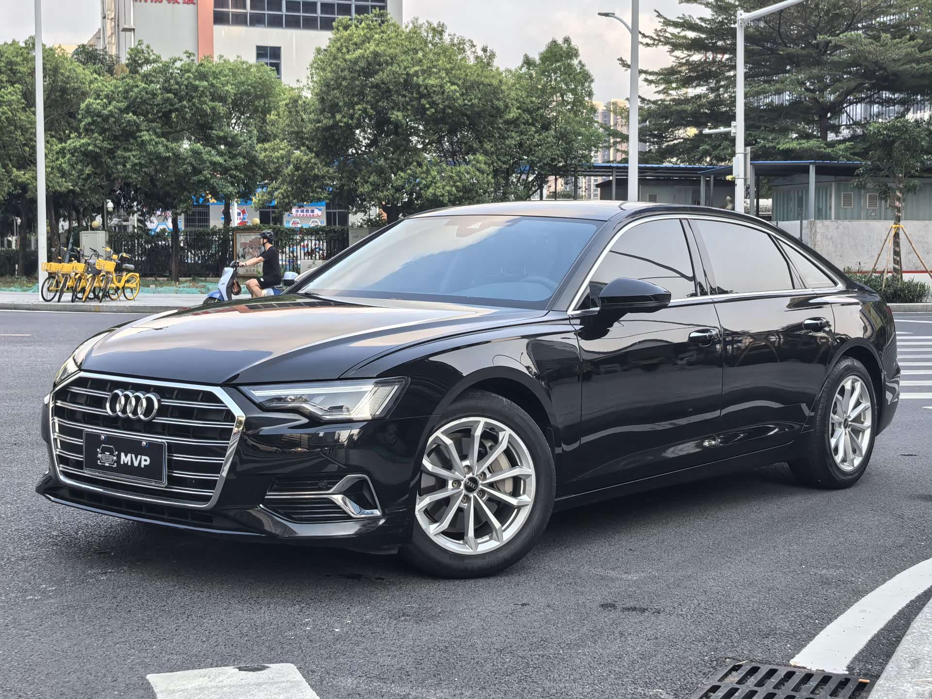 Audi A6L, 2022 1