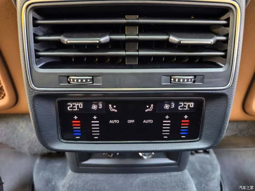 Audi Q7, 2020 11