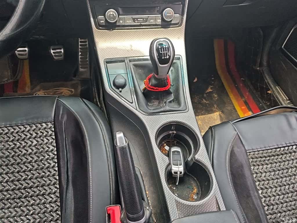 Geely Emgrand, 2017 14