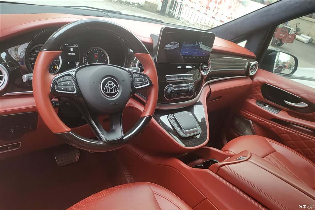 Mercedes-Benz 7, 2021 12