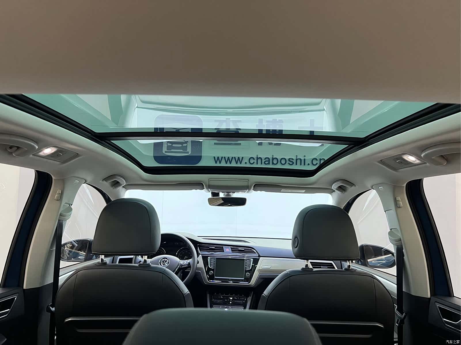 Volkswagen L, 2022 14