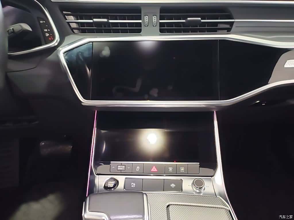 Audi A6L, 2021 13