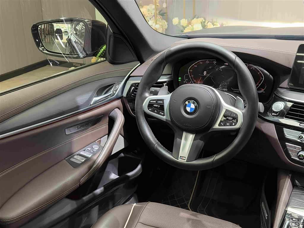 BMW 5 Series, 2022 20