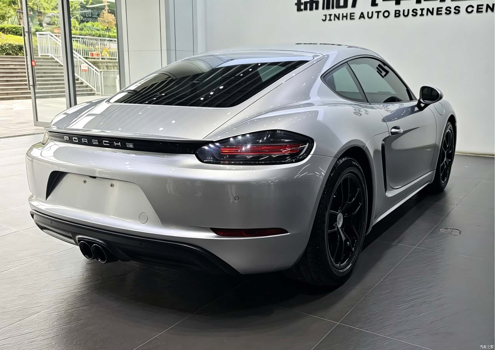 Porsche Cayman, 2018 9