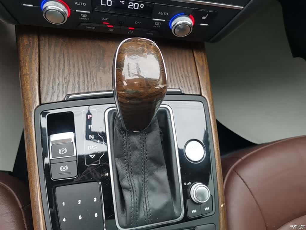 Audi A6L, 2018 14