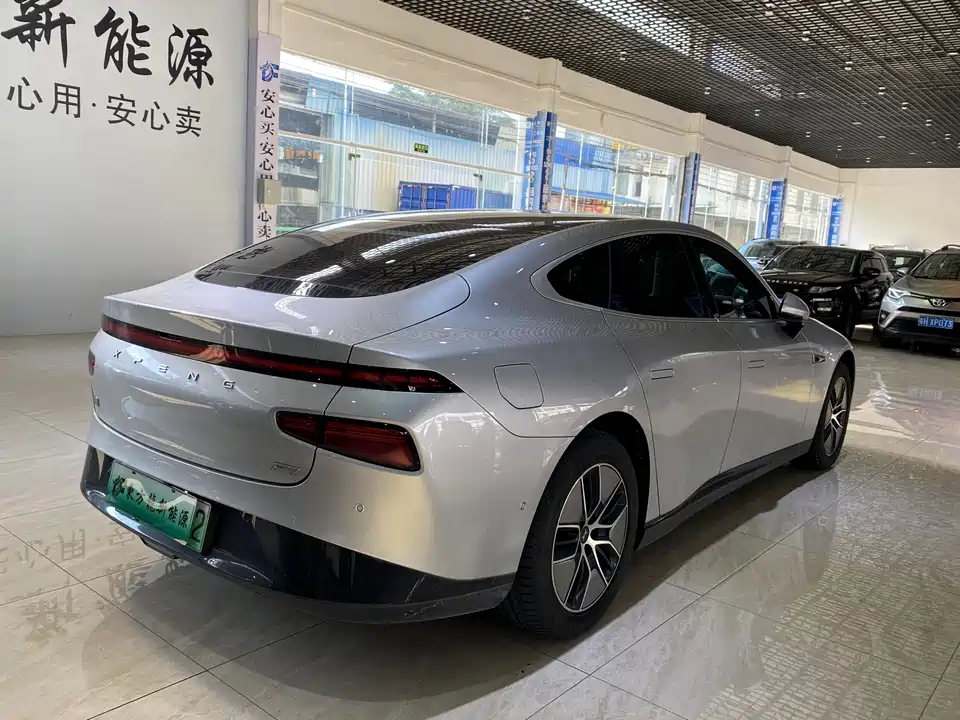 XPENG P7