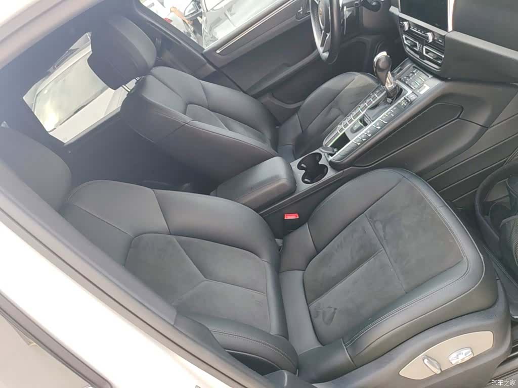 Porsche Macan, 2020 25