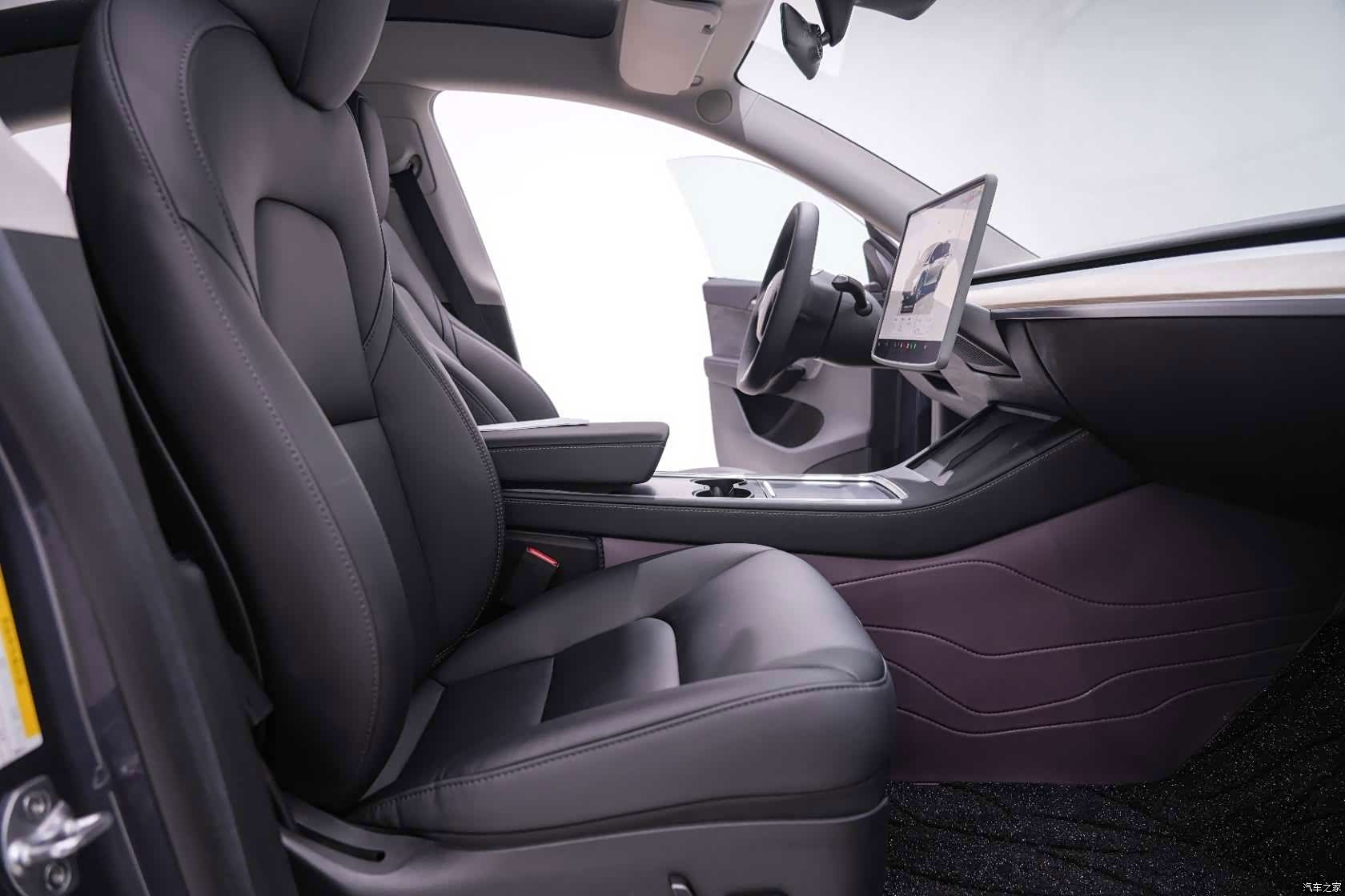 Tesla Model Y, 2022 22