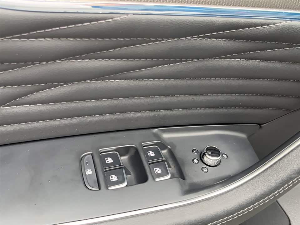 Hongqi HS5 Hongqi HS5