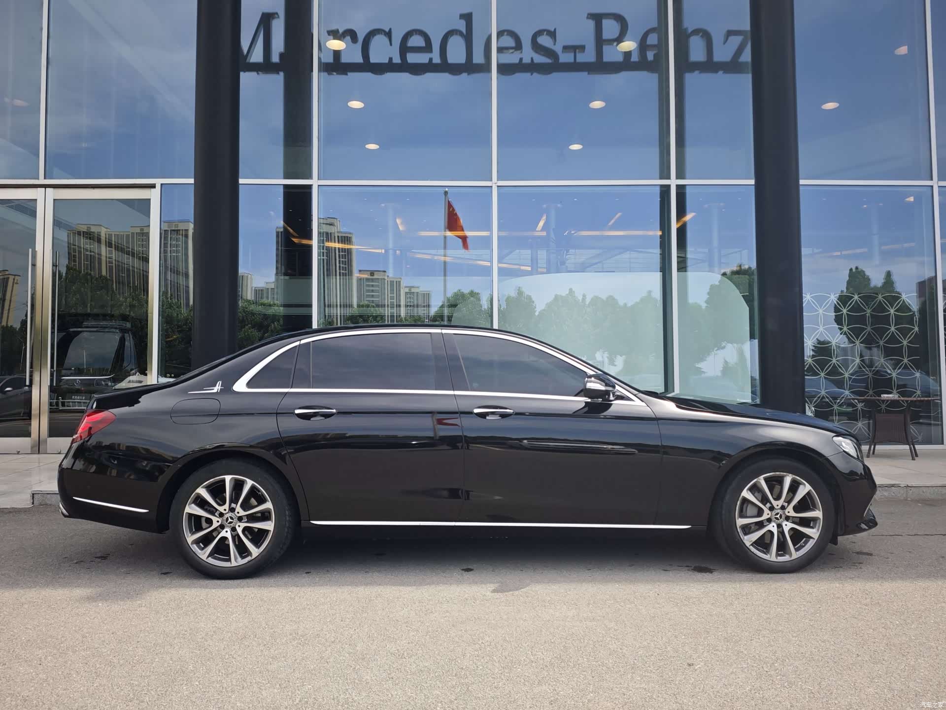 Mercedes-Benz E-Class, 2019 4