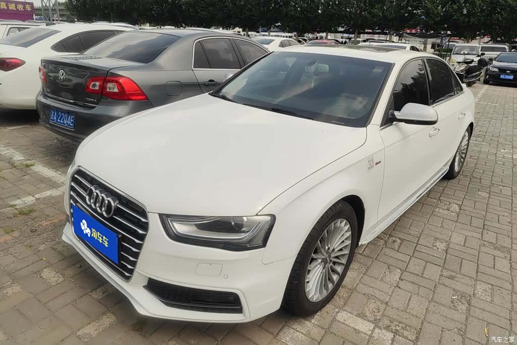 Audi A4L, 2016 1