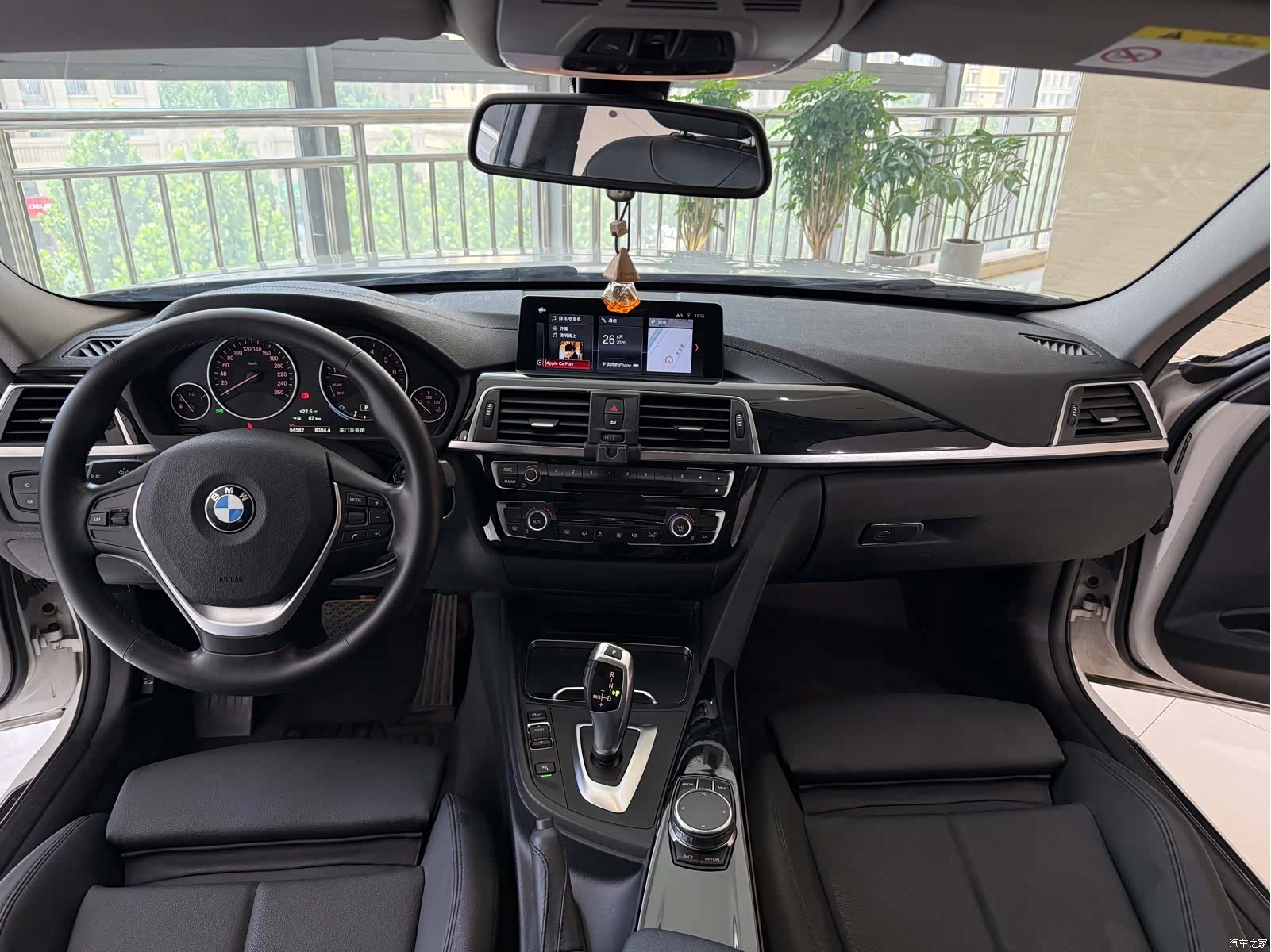 BMW 3 Series, 2019 все фото