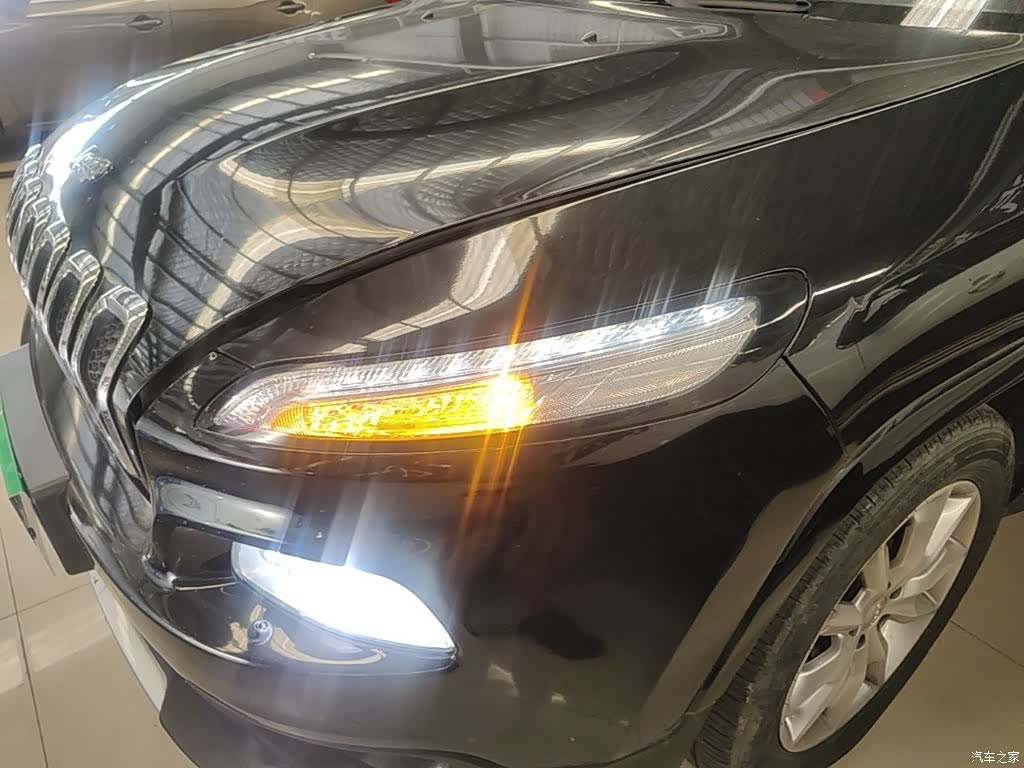 Jeep Cherokee, 2018 24