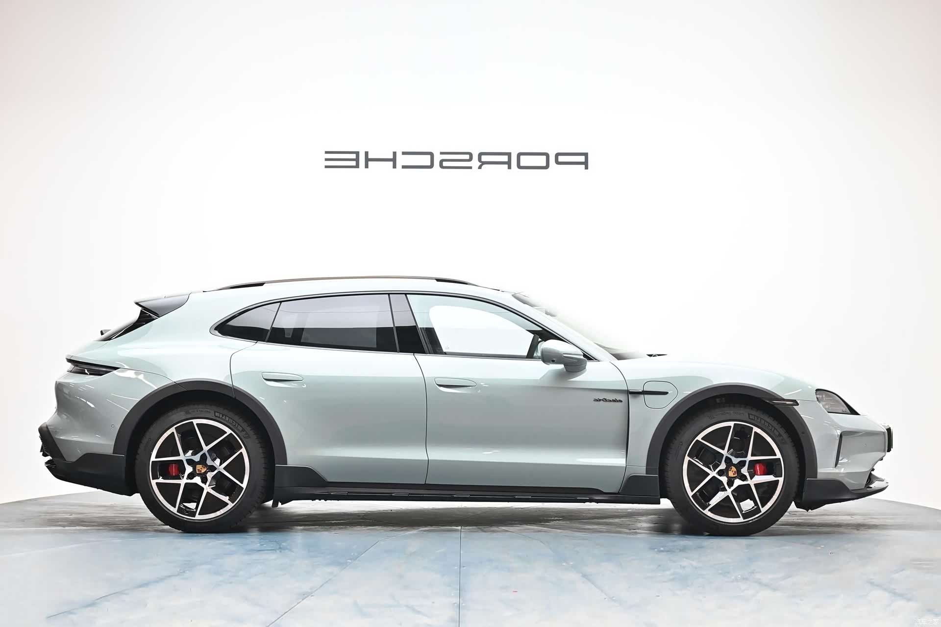 Porsche Taycan, 2025 11