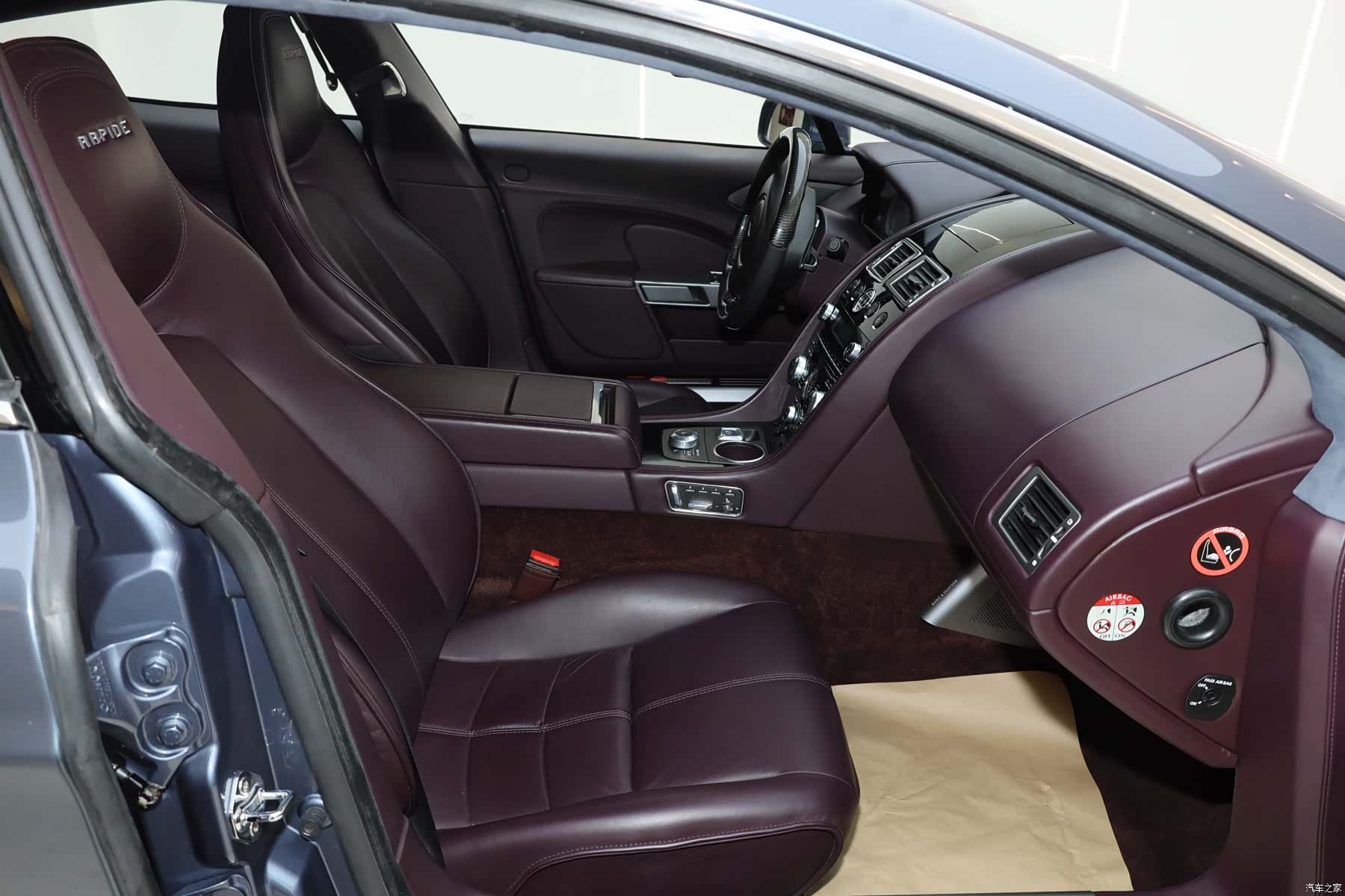 Aston Martin Rapide, 2013 20