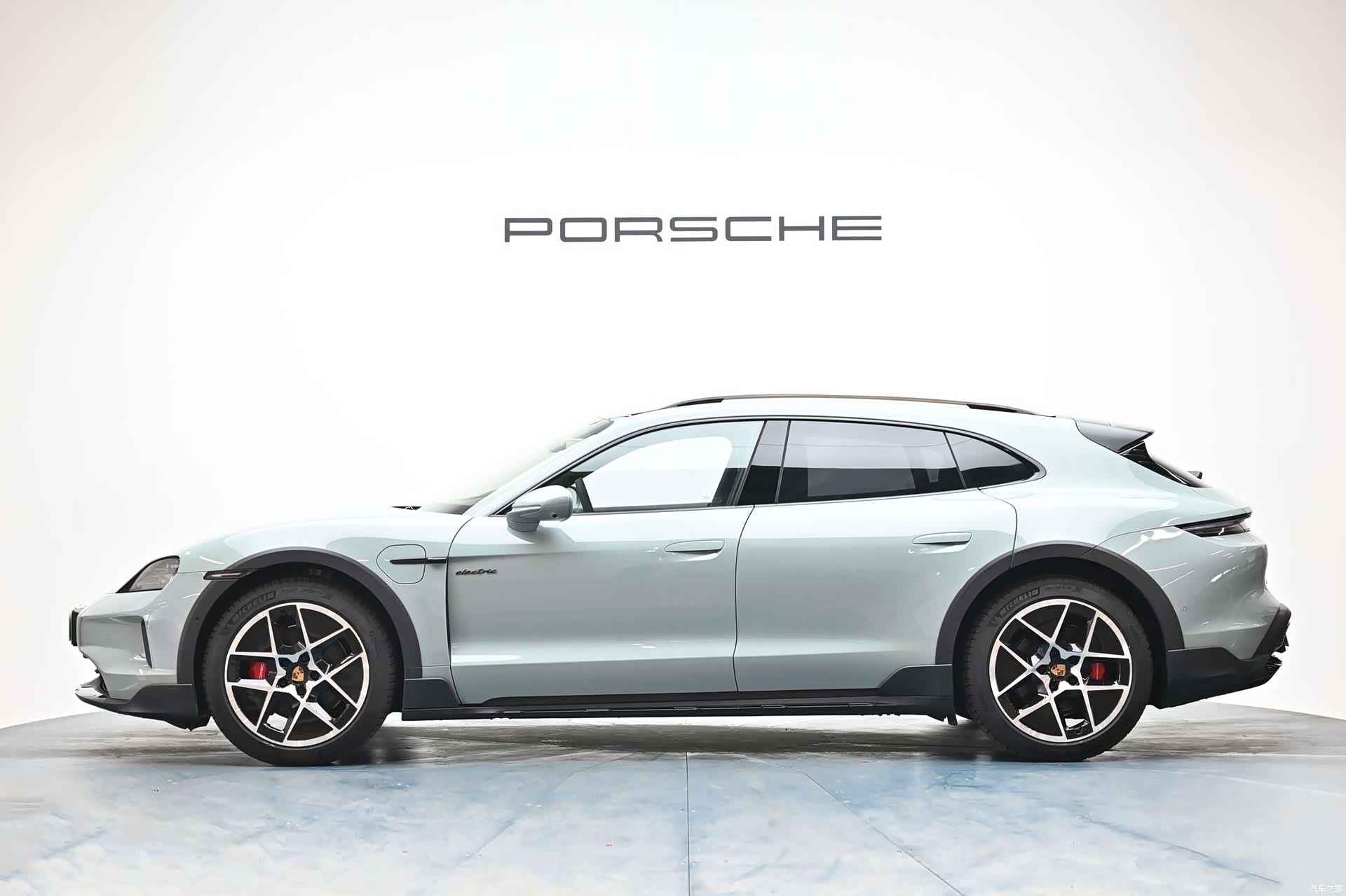 Porsche Taycan, 2025 3